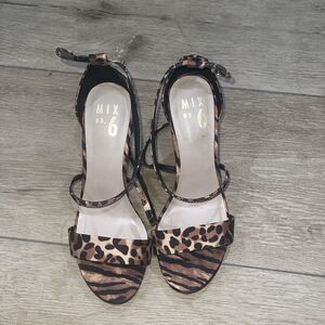 Mix No. 6 Zaydia Leopard Heel Sandals Size 6